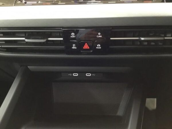 Ref:AUX-18491778 VOLKSWAGEN GOLF VARIANT 2023 - Image 16