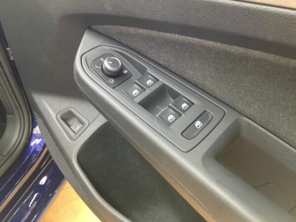 Ref:AUX-18491778 VOLKSWAGEN GOLF VARIANT 2023 - Image 20