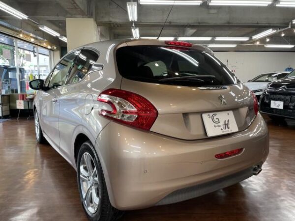 Ref:AUX-18496357 PEUGEOT 208 2015 - Image 15