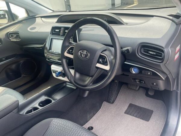 Ref:AUX-18503075 TOYOTA PRIUS 2016 - Image 13