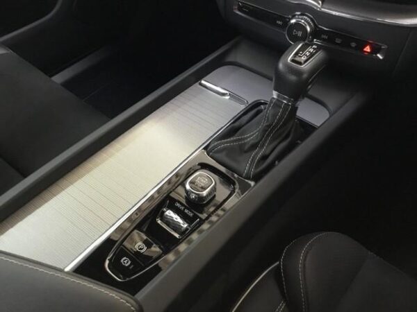 Ref:AUX-18510952 VOLVO XC60 2018 - Image 16