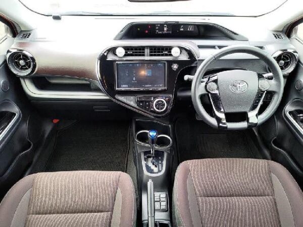 Ref:AUX-18511082 TOYOTA AQUA 2017 - Image 3