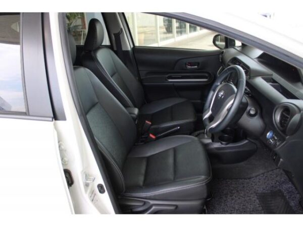 Ref:AUX-18511212 TOYOTA AQUA 2013 - Image 5