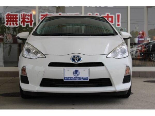 Ref:AUX-18511212 TOYOTA AQUA 2013 - Image 10