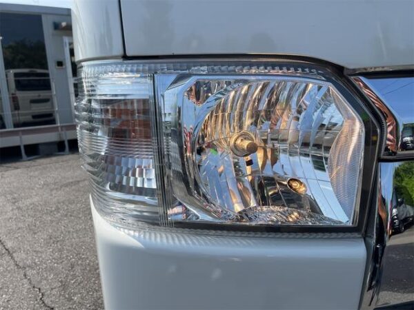Ref:AUX-18517837 TOYOTA HIACE VAN 2016 - Image 5