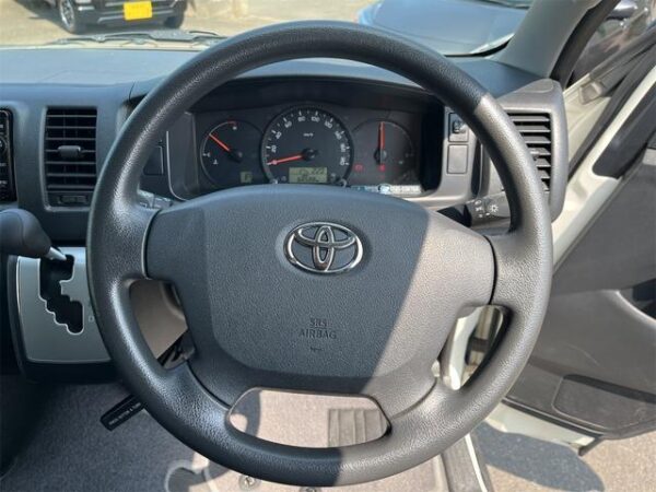 Ref:AUX-18517837 TOYOTA HIACE VAN 2016 - Image 9