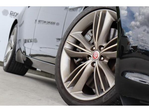 Ref:AUX-18518917 JAGUAR XJ 2016 - Image 9