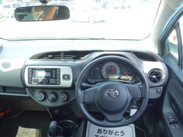 Ref:AUX-18521506 TOYOTA VITZ 2016 - Image 13