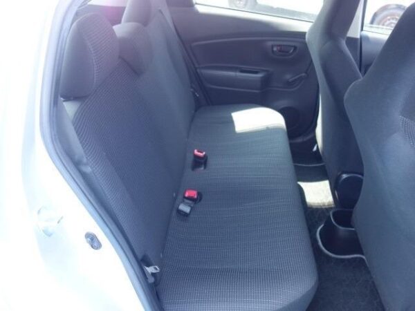 Ref:AUX-18521506 TOYOTA VITZ 2016 - Image 16