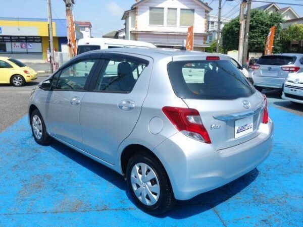 Ref:AUX-18521506 TOYOTA VITZ 2016 - Image 3