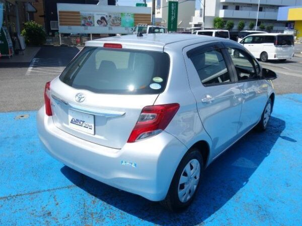 Ref:AUX-18521506 TOYOTA VITZ 2016 - Image 4