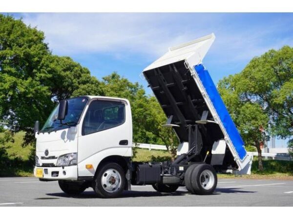 Ref:AUX-18526063 HINO DUTRO 2022