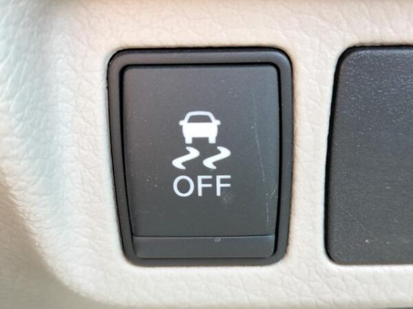 Ref:AUX-18534683 NISSAN SYLPHY 2014 - Image 12