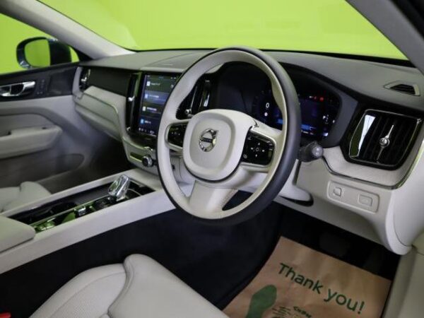 Ref:AUX-18546736 VOLVO XC60 2022 - Image 10