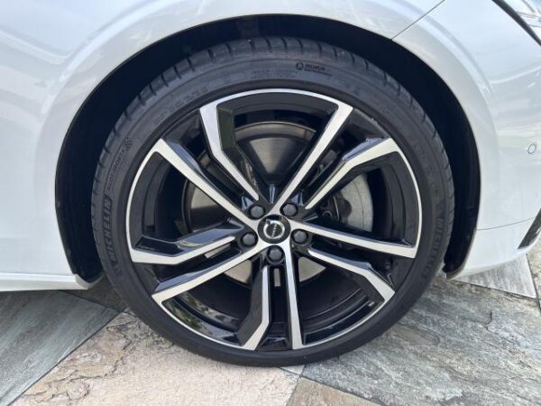 Ref:AUX-18547577 VOLVO V90 2021 - Image 19