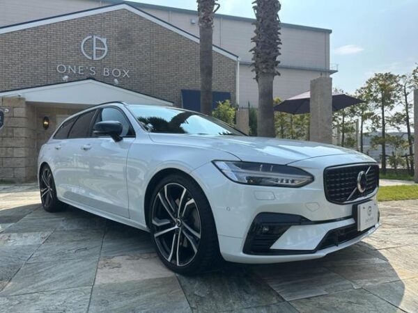Ref:AUX-18547577 VOLVO V90 2021