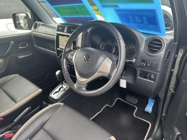 Ref:AUX-18548579 SUZUKI JIMNY 2017 - Image 11