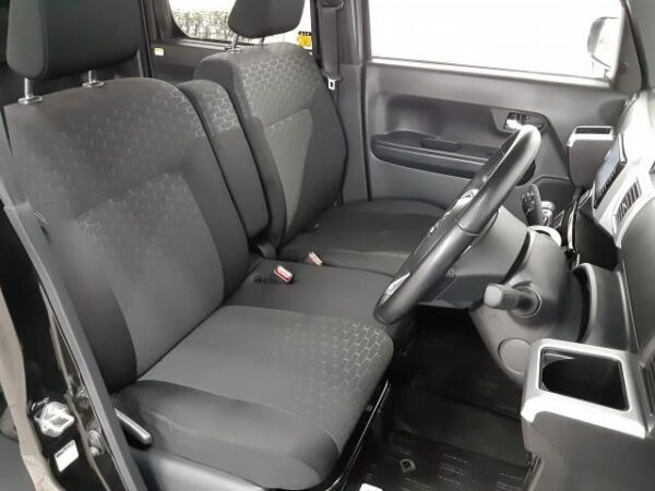 Ref:AUX-18551030 DAIHATSU WAKE 2020 - Image 6