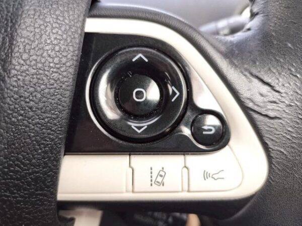 Ref:AUX-18551325 TOYOTA PRIUS 2016 - Image 9