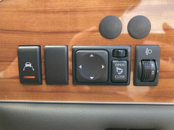 Ref:AUX-18561140 MITSUOKA VIEWT 2021 - Image 10