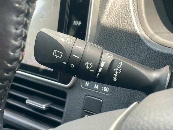 Ref:AUX-18564697 TOYOTA VOXY 2018 - Image 17