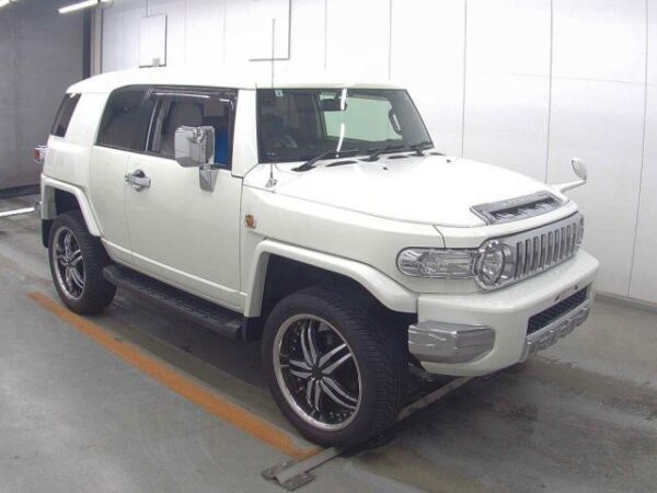 Ref:AUX-18565783 TOYOTA FJ CRUISER 2015