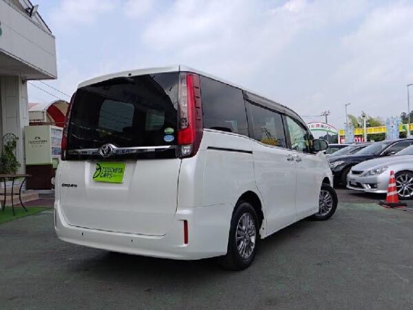 Ref:AUX-18569185 TOYOTA ESQUIRE 2014 - Image 2