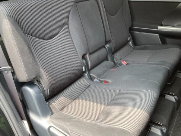 Ref:AUX-18579405 TOYOTA PRIUS ALPHA 2018 - Image 15