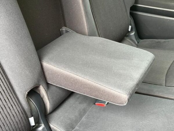 Ref:AUX-18579405 TOYOTA PRIUS ALPHA 2018 - Image 16