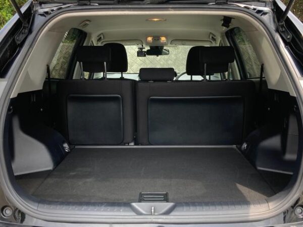 Ref:AUX-18579405 TOYOTA PRIUS ALPHA 2018 - Image 17