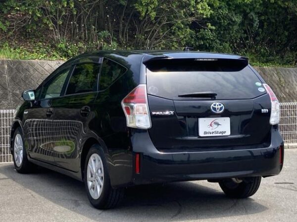 Ref:AUX-18579405 TOYOTA PRIUS ALPHA 2018 - Image 6