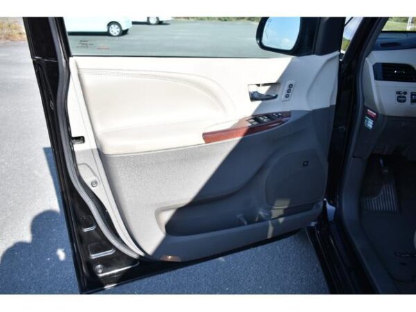 Ref:AUX-18580162 AMERICA TOYOTA SIENNA 2012 - Image 15