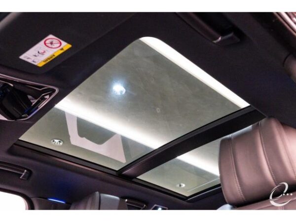 Ref:AUX-18580201 LAND ROVER Range Rover 2019 - Image 5