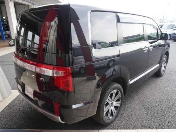 Ref:AUX-18590922 MITSUBISHI DELICA D:5 2022 - Image 11