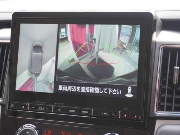 Ref:AUX-18590922 MITSUBISHI DELICA D:5 2022 - Image 12