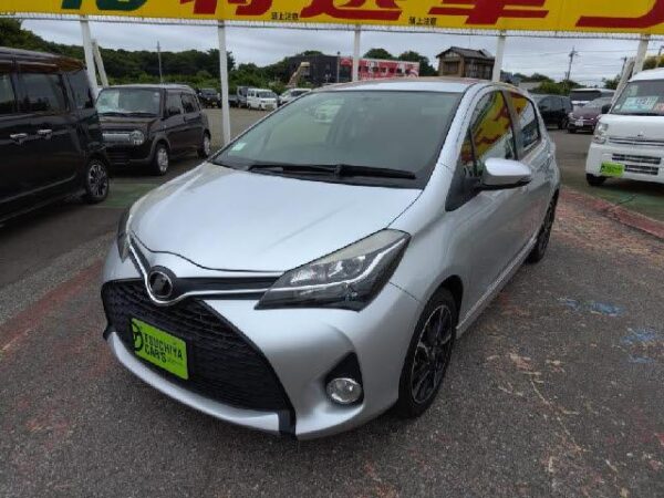 Ref:AUX-18594673 TOYOTA VITZ 2014 - Image 10