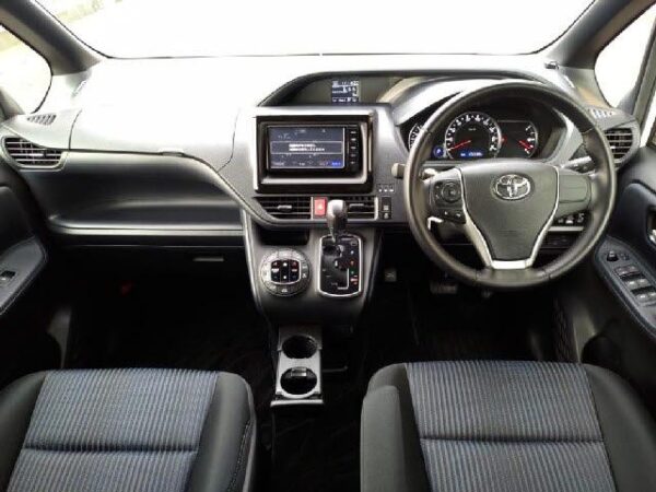 Ref:AUX-18594676 TOYOTA NOAH 2015 - Image 3