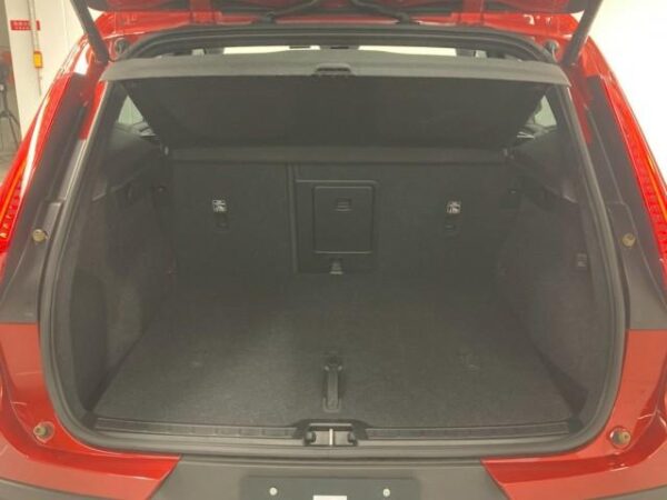 Ref:AUX-18594719 VOLVO XC40 2022 - Image 17