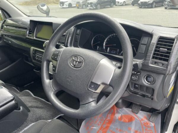 Ref:AUX-18594722 TOYOTA HIACE VAN 2018 - Image 8