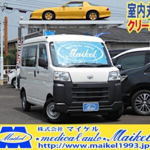 2022 Daihatsu Hijet Cargo white gasoline used car Japan export