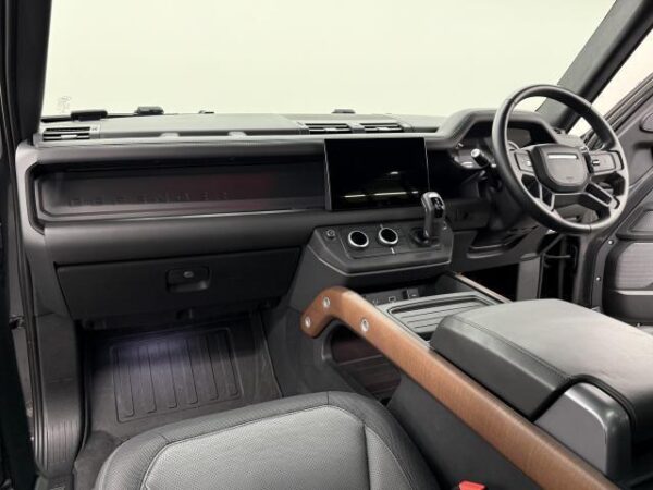 Ref:AUX-18608590 LAND ROVER DEFENDER 2022 - Image 9