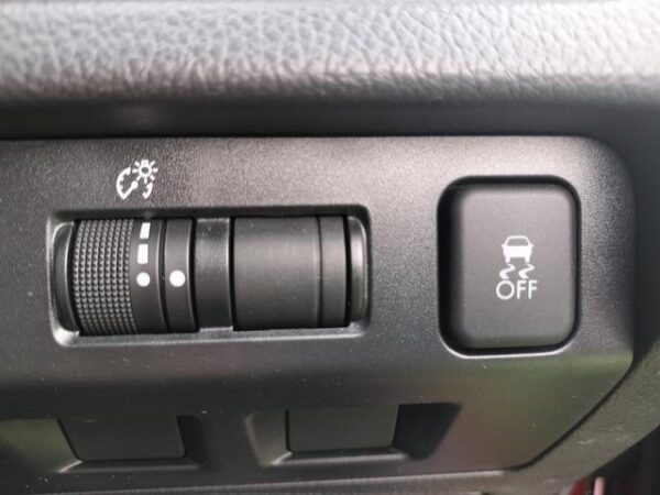 Ref:AUX-18610101 SUBARU FORESTER 2015 - Image 16
