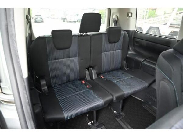 Ref:AUX-18611243 TOYOTA VOXY 2014 - Image 11