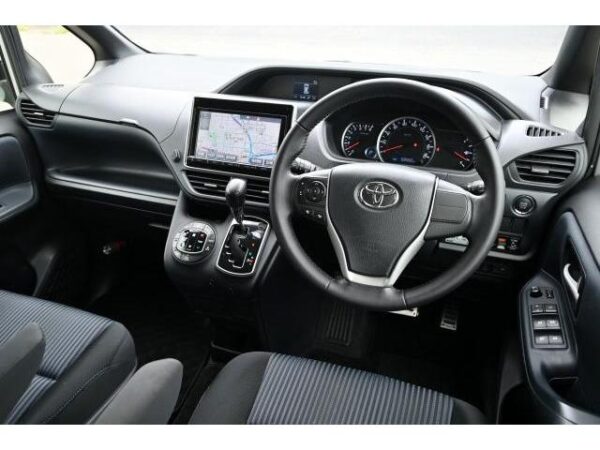Ref:AUX-18611243 TOYOTA VOXY 2014 - Image 7