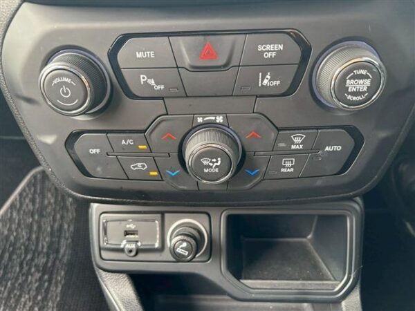 Ref:AUX-18613172 CHRYSLER JEEP JEEP RENEGADE 2019 - Image 13
