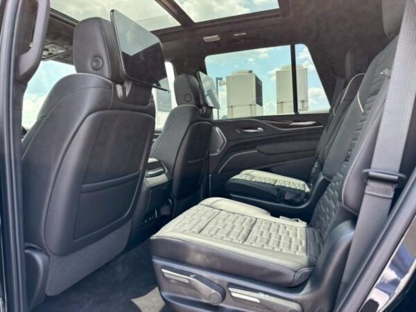 Ref:AUX-18613190 CADILLAC CADILLAC ESCALADE 2024 - Image 9