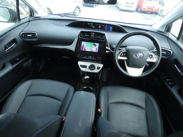 Ref:AUX-18619720 TOYOTA PRIUS 2016 - Image 2