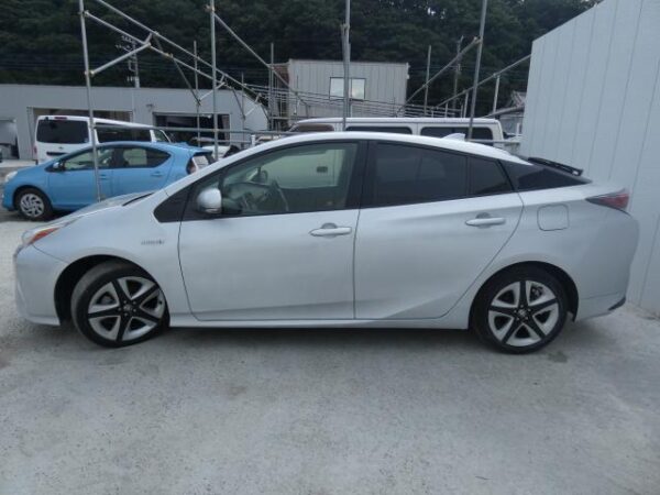 Ref:AUX-18619720 TOYOTA PRIUS 2016 - Image 12