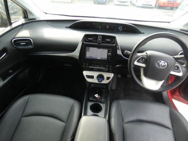 Ref:AUX-18619722 TOYOTA PRIUS 2016 - Image 2