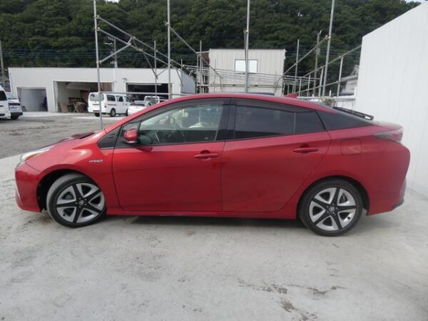 Ref:AUX-18619722 TOYOTA PRIUS 2016 - Image 12